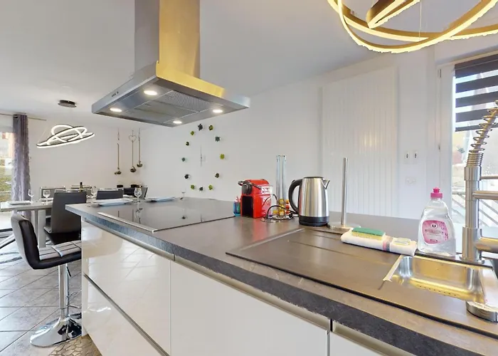 Dom wakacyjny Chez Ludivine - Maison Avec Terrasse Et Parking *